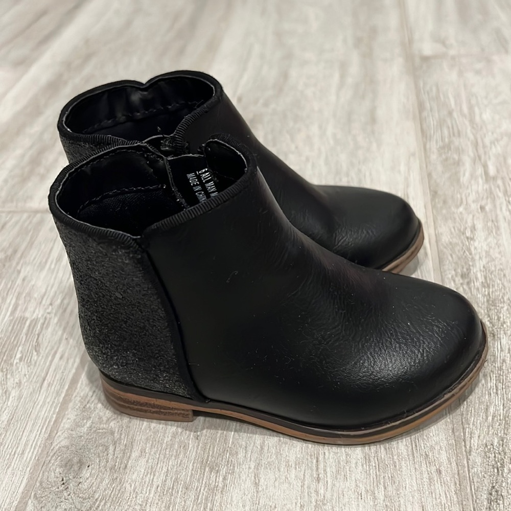 Cat & Jack boots